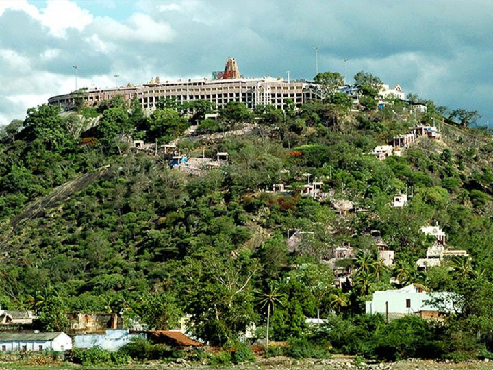 Aarupadai Veedu – Palani